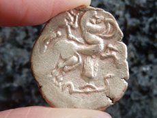 画像12: 古代ケルトコイン(額装付き)　ガリア・ピクトネース族　スタテル金貨　前1世紀　ケルトのヘラクレス、オグミオス神と人面馬 (12)