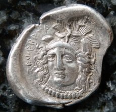 画像3: 古代ギリシャコイン　リュキア地方　僭主ザガバ　前４００－前３８０年　銀貨　ライオンの頭部　アテナ神の正面肖像 (3)