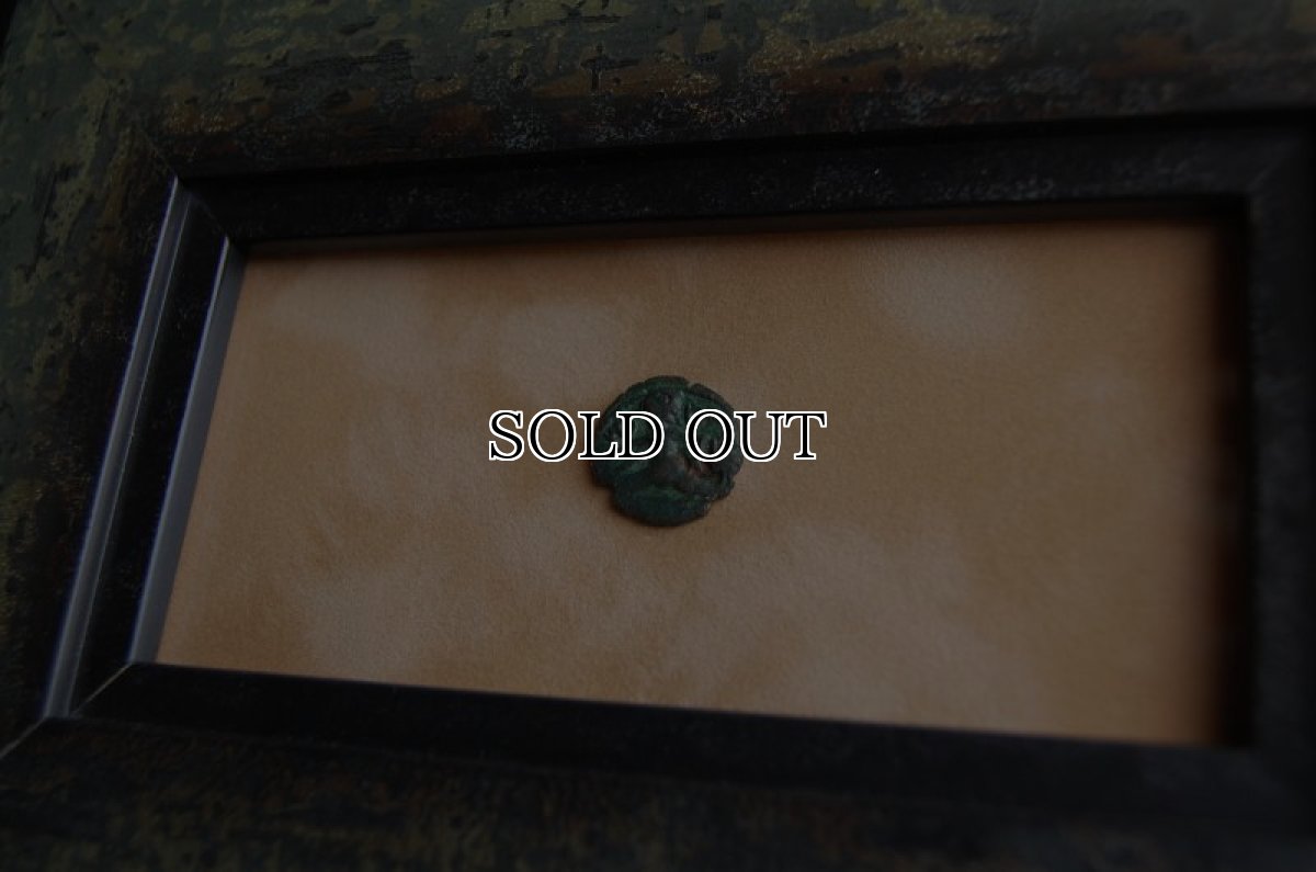 画像5: 古代ケルトコイン　(額装付き)　ガリア・ベロウァキー族　銅貨　前６０－前２５年　走る人　古代ケルト芸術 (5)