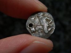 画像14: 古代ギリシャコイン(額装付き)　トラキア　タソス島　前４００－前３５０年　銀貨　カンタロスを持つサテュロス　アンフォラ (14)