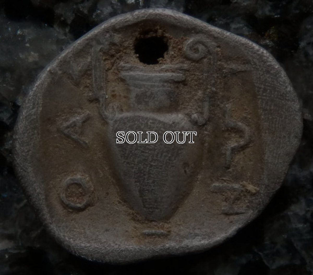 ギリシャコイン　トラキア・タソス島　前4世紀　トリヘミオボル銀貨　カンタロスを持つサテュロス　アンフォラ