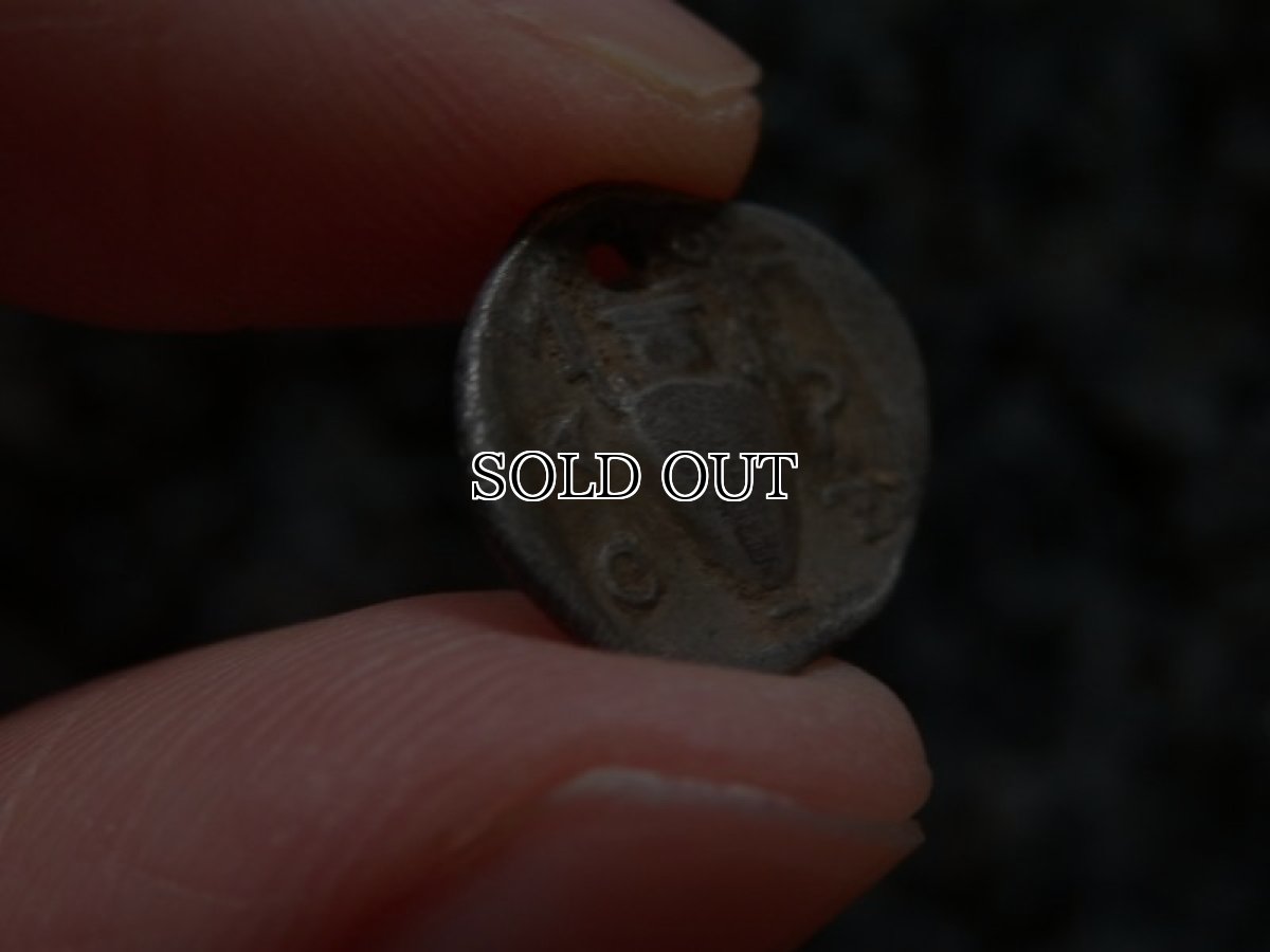 画像16: 古代ギリシャコイン(額装付き)　トラキア　タソス島　前４００－前３５０年　銀貨　カンタロスを持つサテュロス　アンフォラ (16)