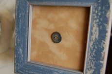 画像8: 古代ギリシャコイン(額装付き)   ミュシア地方　ペルガモン　銅貨  前１２３－前１００年　翼を広げたフクロウ (8)