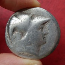 画像4: 古代ギリシャコイン　パンフィリア地方シデ　前１５５－前１３６年　テトラドラクマ銀貨　コリントス式兜のアテナ神　サモトラケのサモトラケのニケを彷彿させるニケの銀貨 (4)