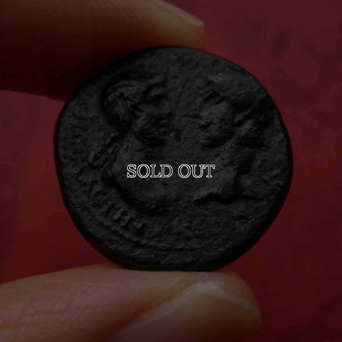 画像2: 古代ローマコイン　帝政期　ネロと母アグリッピナ　54－59年　銅貨(属州貨イオニア地方スミルナ)　ネロとアグリッピナ、悲劇の親子のコイン (2)