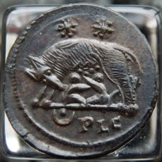 画像3: 古代ローマコイン　帝政期　コンスタンティヌス　331年　銅貨　ローマ神肖像　ロムルスとレムス (3)