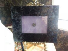 画像4: 古代ケルトコイン(額装付き)　ガリア・コリオソリテース族　(現フランス都市コルスル語源)　前８０－前５０年　スタテル銀貨　アーモンド形の目の肖像　鳥の顔のような馬　古代ケルト美術 (4)