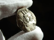 画像5: 古代ギリシャコイン　アッティカ地方　アテネ　テトラドラクマ銀貨　前450年頃発行　古代コインで最も有名な意匠　アテナ神と聖鳥フクロウのコイン (5)