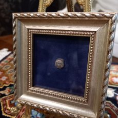 画像5: 古代ギリシャコイン(額装付き)　ミュシア　ランプサコス　オボル銀貨　前５００－前４５０年　ヤヌス神スタイルの女神　コリントス式兜のアテナ神 (5)