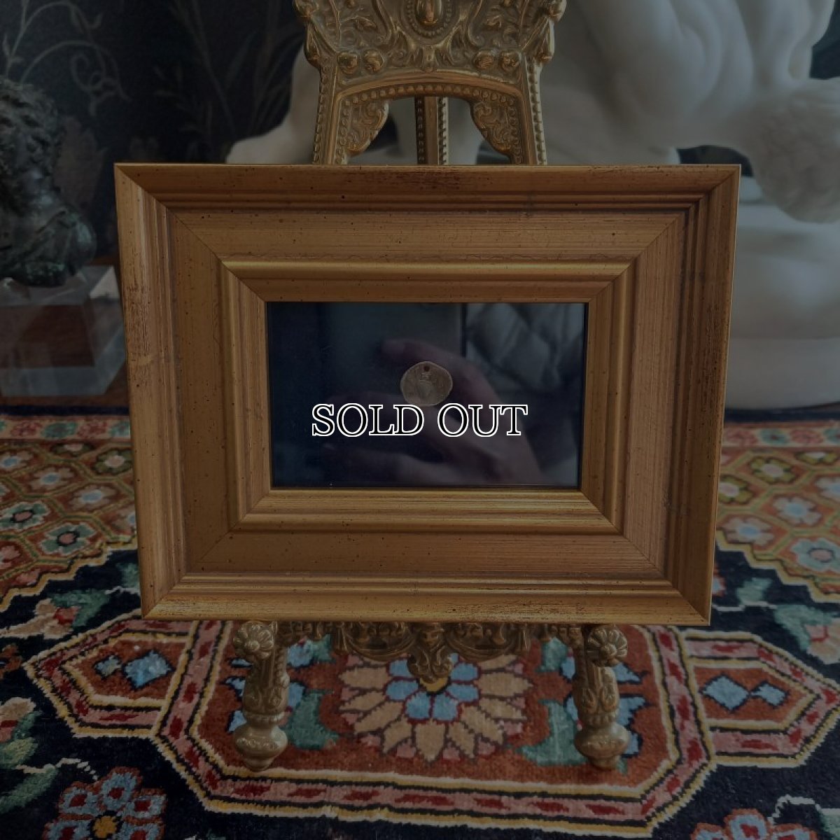 画像2: 古代ギリシャコイン(額装付き)　トラキア　タソス島　前４００－前３５０年　銀貨　カンタロスを持つサテュロス　アンフォラ (2)