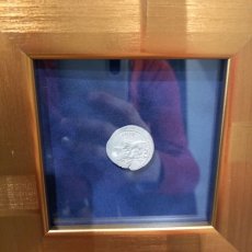 画像3: 古代ギリシャコイン(額装付き)　キリキア地方タルソス　スタテル銀貨　前３６１－前３３４年　バール神(農耕の神)の座像　牛を襲うライオン (3)