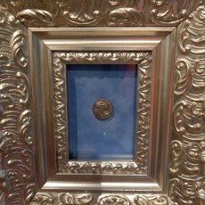 画像4: 古代ギリシャコイン(額装付き)　イタリア・カラブリア州タラス　ドラクマ銀貨　前２８１－前２７２年　スキュラの装飾兜のアテナ神　雷霆に乗るフクロウ (4)