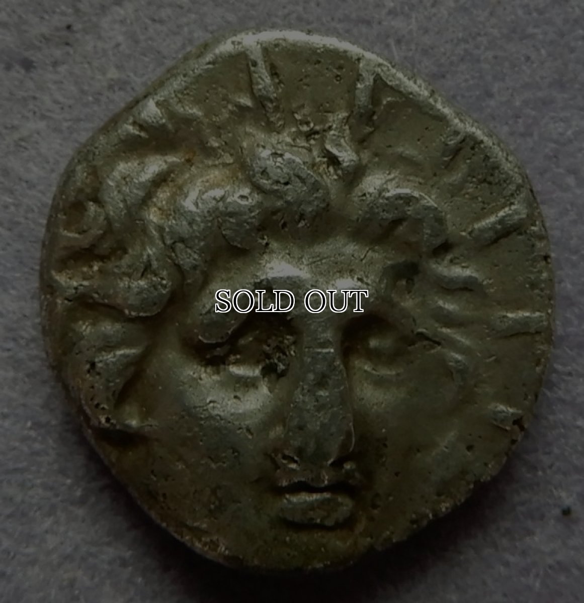 画像7: 古代ギリシャコイン(額装付き)　カリア地方　ロードス島　半ドラクマ銀貨　前１７０－前１５０年　太陽神ヘリオス　薔薇 (7)