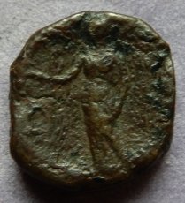 画像3: 古代ギリシャコイン　セレウコス朝シリア　デメトリオス1世　銅貨　前１６２－前１５０年　象の皮を被ったデメトリオス1世　ニケ (3)