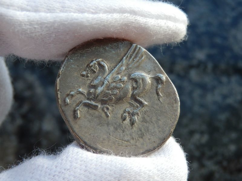 古代ギリシャコイン コリントス スタテル銀貨 前３５０ 前３０６年発行 ペガサス アテナ神 コリントスのシンボル ペガサス